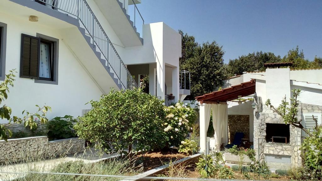 Apartment Lavanda Nova Ražanj エクステリア 写真